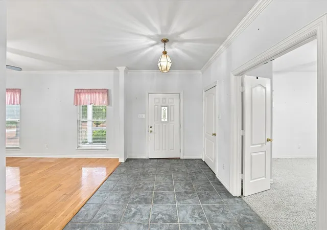 Photo 3 of Sale Pending at 401 Faith Trl, Paradise, TX 76073 | MLS# 21381398 | Listing updated on 2026-09-10