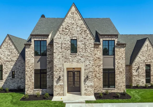 Photo 2 of Single family home for sale at 1111 Lakeway Dr, Sanger, TX 76266 | MLS# 21380974 | Listing updated on 2026-09-13