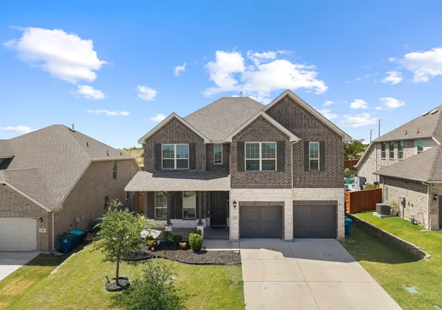Photo 3 of Single family home for sale at 712 Brody Trl, Aledo, TX 76008 | MLS# 21381457 | Listing updated on 2026-10-03