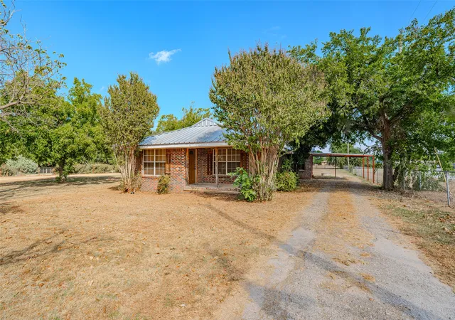 Photo 3 of Land for sale at 22240 N Us Hwy 281, Stephenville, TX 76401 | MLS# 21378950 | Listing updated on 2026-09-09