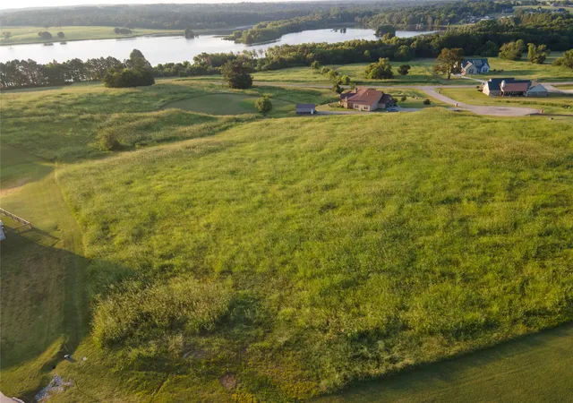 Photo 2 of Land for sale at Tbd Water View Ct, Athens, TX 75752 | MLS# 21381309 | Listing updated on 2026-09-12