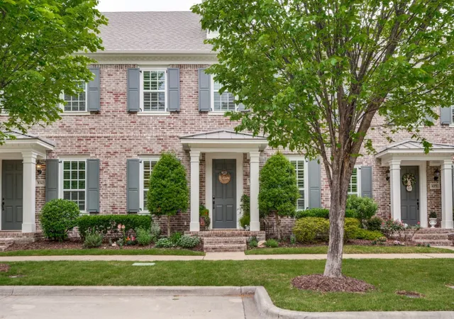 Townhouse for sale at 8357 Canal St, Frisco, TX 75034 | MLS# 21380496