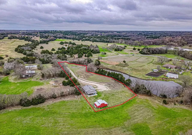 Photo 2 of Single family home for sale at 4599 County Rd 660, Farmersville, TX 75442 | MLS# 21381551 | Listing updated on 2026-10-06