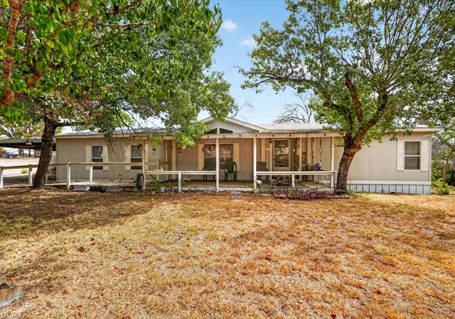 Photo 1 of Manufactured home for sale at 460 Valley View Dr, Azle, TX 76020 | MLS# 21380166 | Listing updated on 2026-09-09