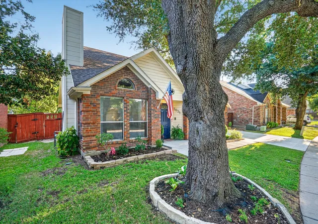 Photo 2 of Single family home for sale at 5035 Bryn Mawr Dr, Mc Kinney, TX 75072 | MLS# 21376635 | Listing updated on 2026-10-05