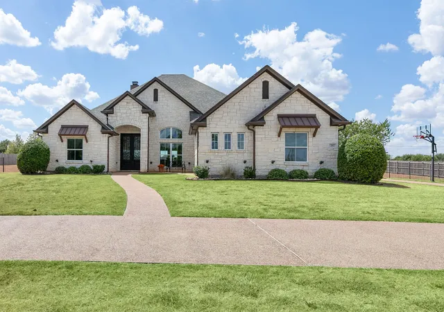 Photo 1 of Sale Pending at 202 Camino Del Rancho, Lorena, TX 76655 | MLS# 21380560 | Listing updated on 2026-09-11