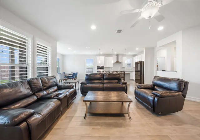 Photo 2 of Single family home for sale at 11222 Raimundo Rd, Frisco, TX 75035 | MLS# 21367617 | Listing updated on 2026-09-12