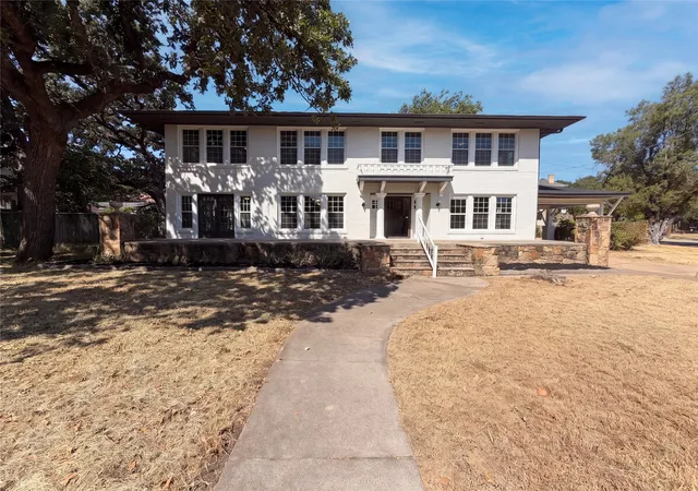 Photo 1 of Single family home for sale at 615 Nw 5th Avenue, Mineral Wells, TX 76067 | MLS# 21378715 | Listing updated on 2026-09-14