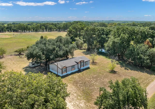 Photo 1 of Manufactured home for sale at 125 Ivy Ln, Mabank, TX 75156 | MLS# 21381091 | Listing updated on 2026-09-21
