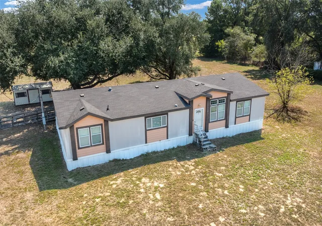 Photo 3 of Manufactured home for sale at 125 Ivy Ln, Mabank, TX 75156 | MLS# 21381091 | Listing updated on 2026-09-21