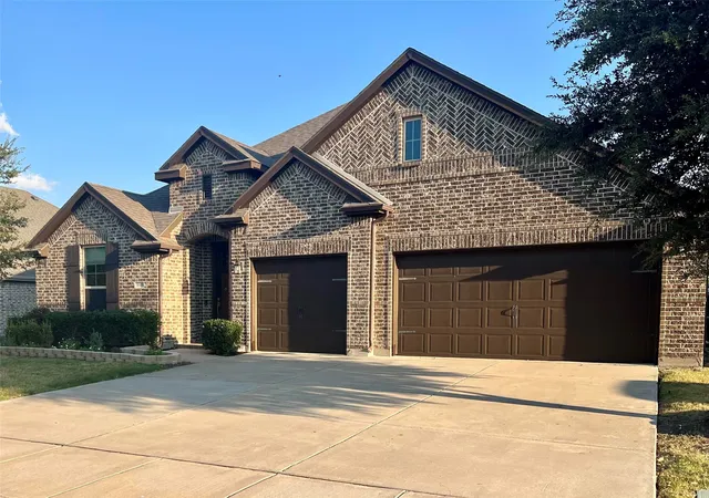 Photo 3 of Single family home for sale at 3009 Charles Dr, Wylie, TX 75098 | MLS# 21381334 | Listing updated on 2026-09-13