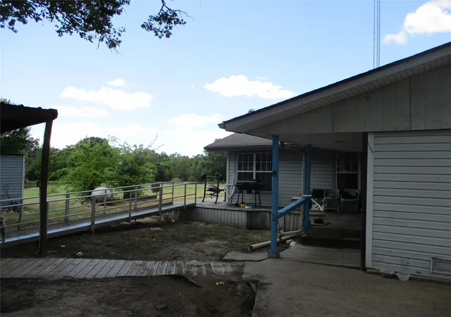 Photo 4 of Manufactured home for sale at 2381 Fm 515, Emory, TX 75440 | MLS# 21381653 | Listing updated on 2026-09-11