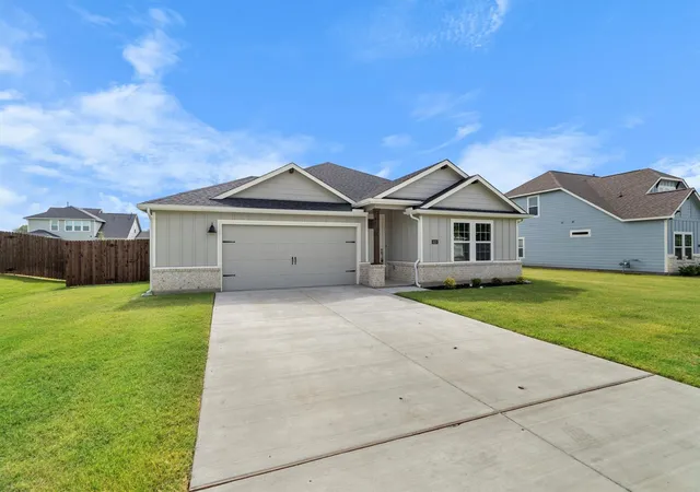 Photo 2 of Single family home for sale at 614 Finlee Way, Tioga, TX 76271 | MLS# 21380652 | Listing updated on 2026-09-22