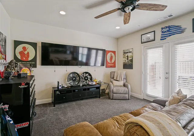 Photo 4 of Townhouse for sale at 2662 Sherwood Dr, Lewisville, TX 75067 | MLS# 21371149 | Listing updated on 2026-09-09