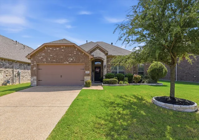 Photo 1 of Single family home for sale at 2918 Winchester Ave, Melissa, TX 75454 | MLS# 21381095 | Listing updated on 2026-09-14