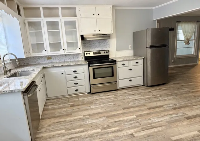 Photo 3 of Single family home for sale at 1600 Irwin Ln, Sulphur Springs, TX 75482 | MLS# 21381670 | Listing updated on 2026-09-11