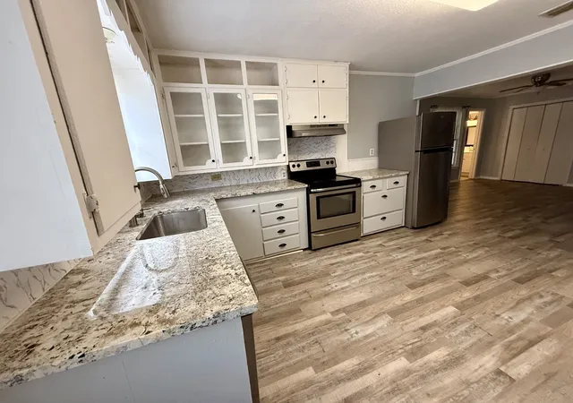 Photo 3 of Single family home for sale at 1600 Irwin Ln, Sulphur Springs, TX 75482 | MLS# 21381670 | Listing updated on 2026-09-11