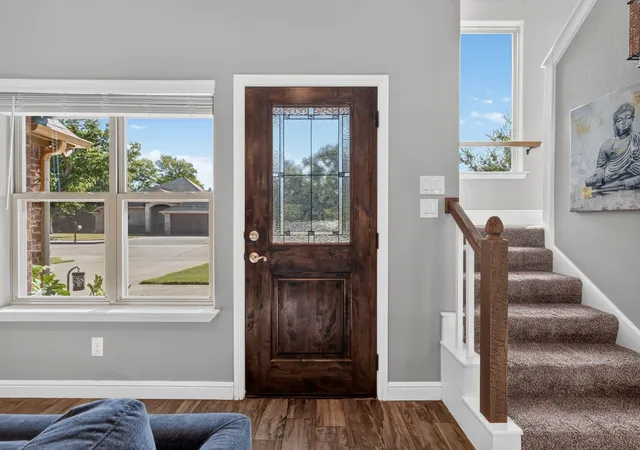Photo 4 of Single family home for sale at 305 Donna Cir, Granbury, TX 76049 | MLS# 21373988 | Listing updated on 2026-09-13