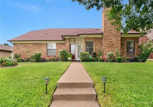 Photo 1 of Single family home for sale at 1519 Mission Ridge Trl, Carrollton, TX 75007 | MLS# 21380347 | Listing updated on 2026-09-09