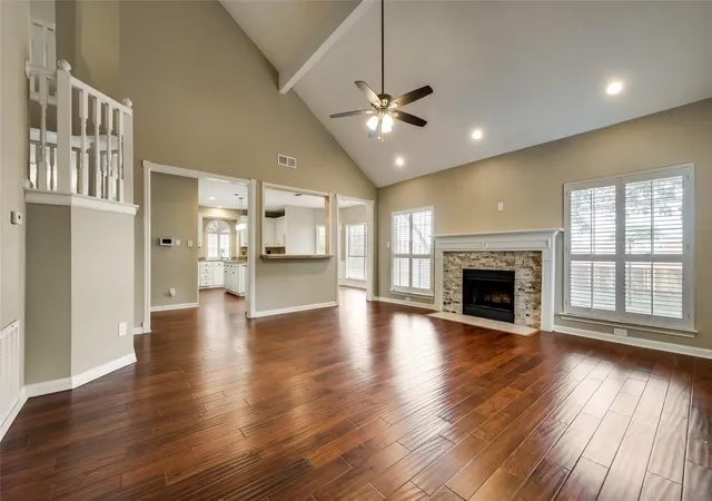 Photo 4 of Single family home for sale at 4319 Vine Ridge Ct, Arlington, TX 76017 | MLS# 21381660 | Listing updated on 2026-09-09