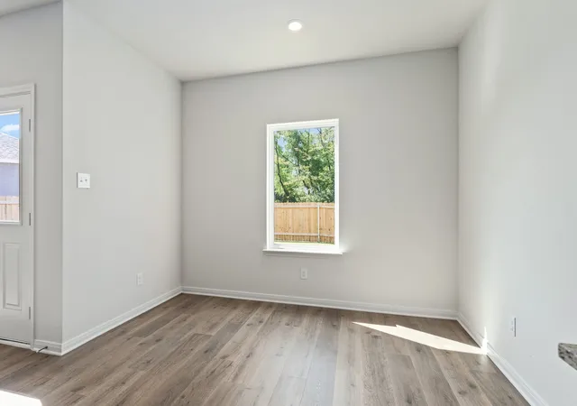 Photo 3 of Single family home for sale at 8433 White Wolf Trl, Ponder, TX 76259 | MLS# 21381759 | Listing updated on 2026-09-09