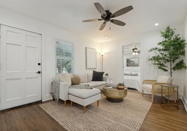 Photo 4 of Single family home for sale at 3153 Shadow Wood Dr, Dallas, TX 75224 | MLS# 21380736 | Listing updated on 2026-09-12