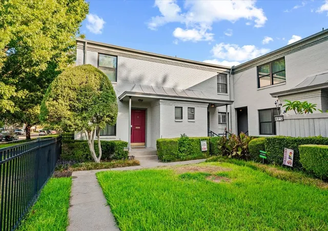Photo 1 of Condo for sale at 4918 Lahoma St #4918, Dallas, TX 75235 | MLS# 21381772 | Listing updated on 2026-10-01
