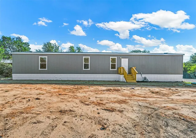 Photo 2 of Manufactured home for sale at 2720 Cypress St, Granbury, TX 76048 | MLS# 21381719 | Listing updated on 2026-09-11
