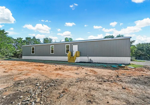 Photo 4 of Manufactured home for sale at 2720 Cypress St, Granbury, TX 76048 | MLS# 21381719 | Listing updated on 2026-09-11