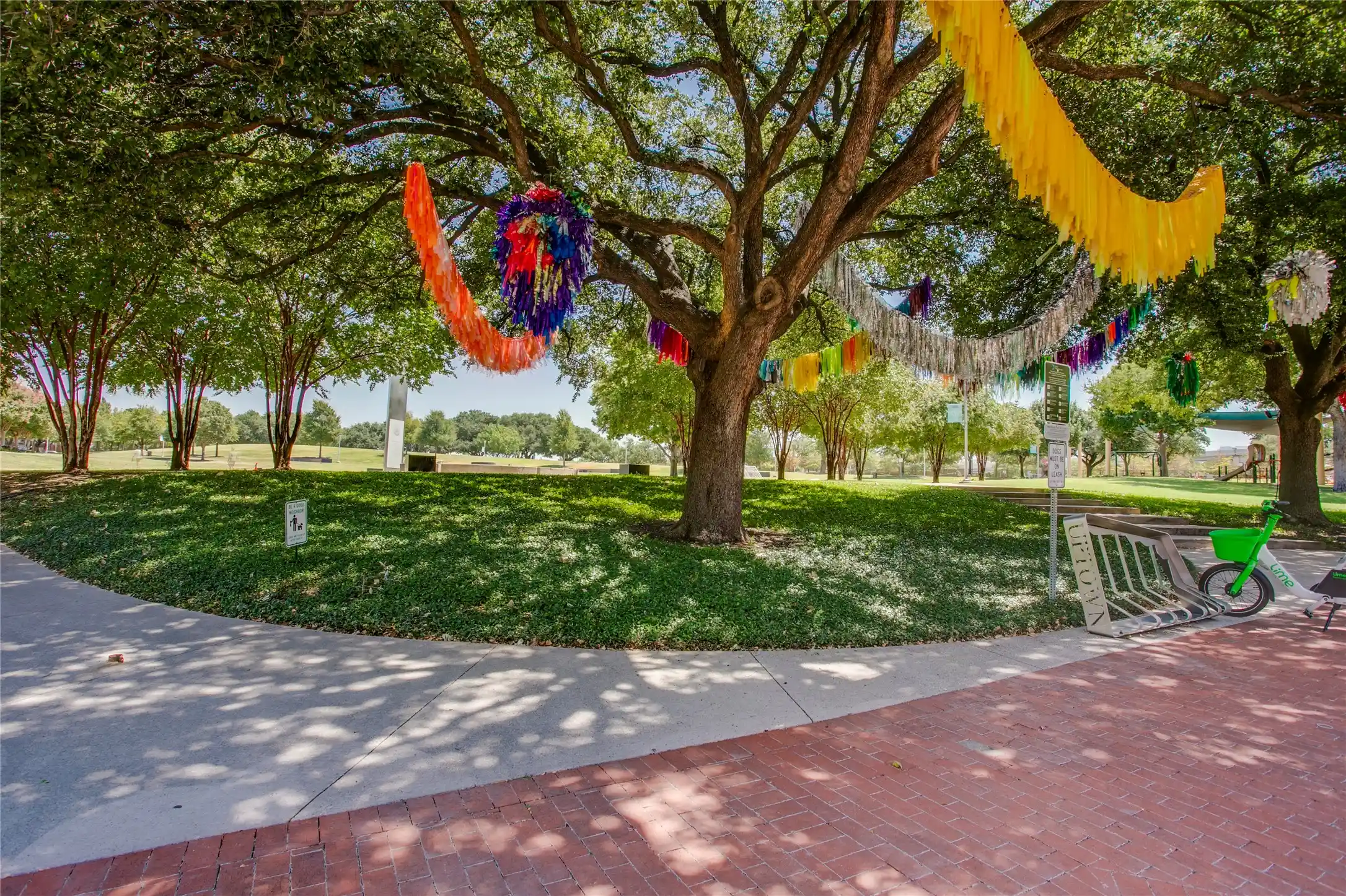 Listing Photo 33 - Condo for sale in 2127 Clark St located at 2127 Clark St, Dallas, TX 75204 - Unit #103