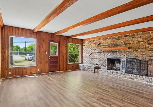 Photo 4 of Single family home for sale at 10609 Seagoville Rd, Dallas, TX 75217 | MLS# 21380187 | Listing updated on 2026-09-09