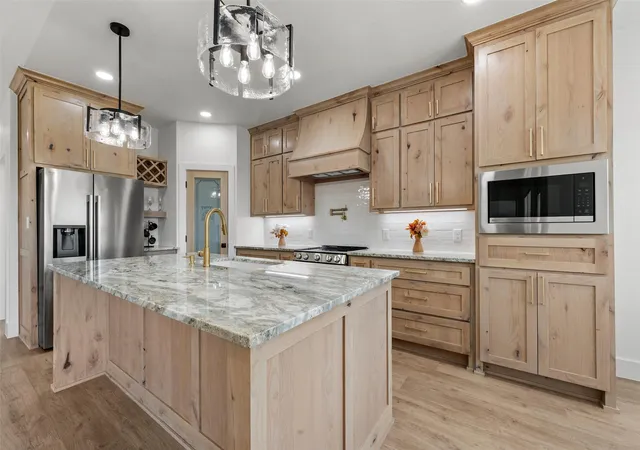 Photo 4 of Single family home for sale at 300 Johnson St, Mc Gregor, TX 76657 | MLS# 21381862 | Listing updated on 2026-09-12