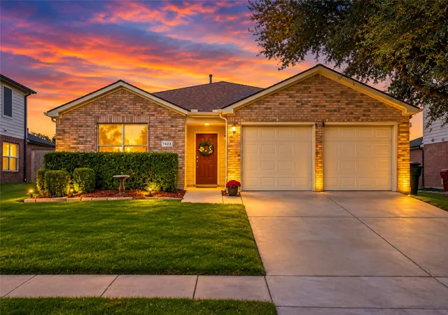 Photo 1 of Single family home for sale at 1423 Teal, Sherman, TX 75092 | MLS# 21380839 | Listing updated on 2026-10-05