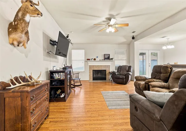 Photo 2 of Single family home for sale at 1423 Teal, Sherman, TX 75092 | MLS# 21380839 | Listing updated on 2026-10-05