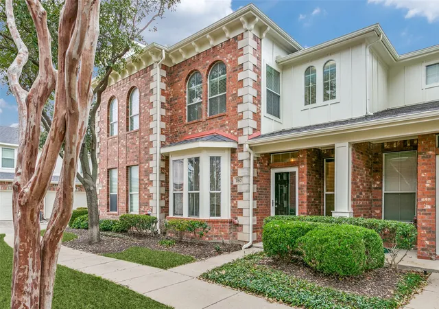 Photo 1 of Townhouse for sale at 180 Leonard St, Lewisville, TX 75057 | MLS# 21375939 | Listing updated on 2026-09-11