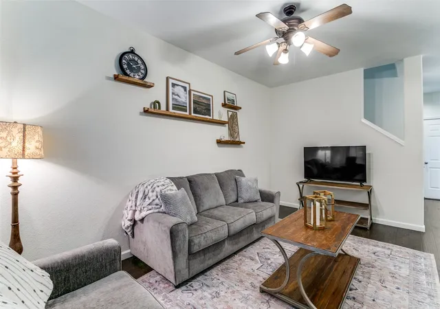 Photo 3 of Townhouse for sale at 180 Leonard St, Lewisville, TX 75057 | MLS# 21375939 | Listing updated on 2026-09-11