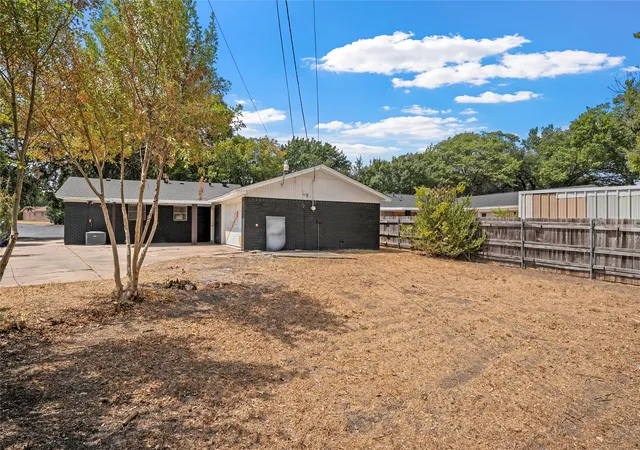 Photo 22 of Single family home for sale at 5831 Caldwell St, Waco, TX 76710 | MLS# 21380883 | Listing updated on 2026-10-04