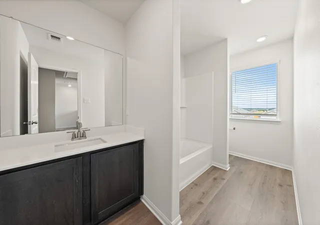 Photo 9 of Single family home for sale at 13420 Stage Coach Ln, Cresson, TX 76035 | MLS# 21381976 | Listing updated on 2026-09-15