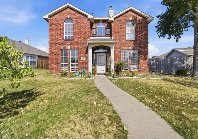 Photo 1 of Single family home for sale at 2427 Decoy Dr, Mesquite, TX 75181 | MLS# 21381990 | Listing updated on 2026-09-10