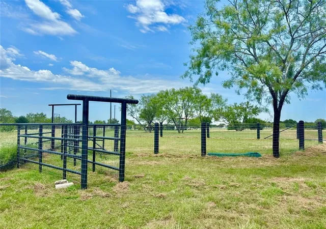 Photo 25 of Single family home for sale at 6049 County Rd 1030 B, Rice, TX 75155 | MLS# 21380016 | Listing updated on 2026-09-10