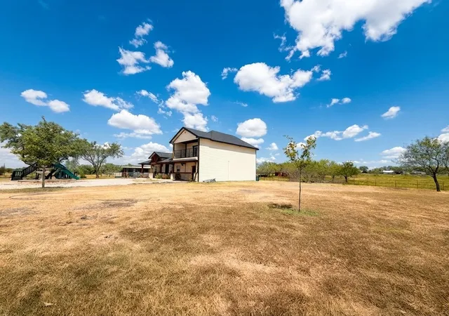 Photo 3 of Single family home for sale at 6049 County Rd 1030 B, Rice, TX 75155 | MLS# 21380016 | Listing updated on 2026-09-10