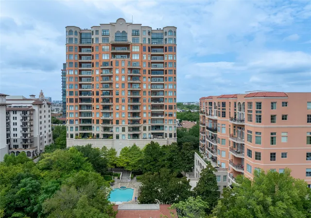 Photo 1 of Condo for sale at 2828 Hood St #707, Dallas, TX 75219 | MLS# 21376324 | Listing updated on 2026-09-09