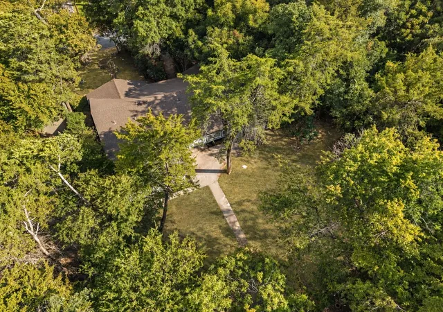 Photo 3 of Single family home for sale at 1018 Randy Rd, Cedar Hill, TX 75104 | MLS# 21376041 | Listing updated on 2026-09-10
