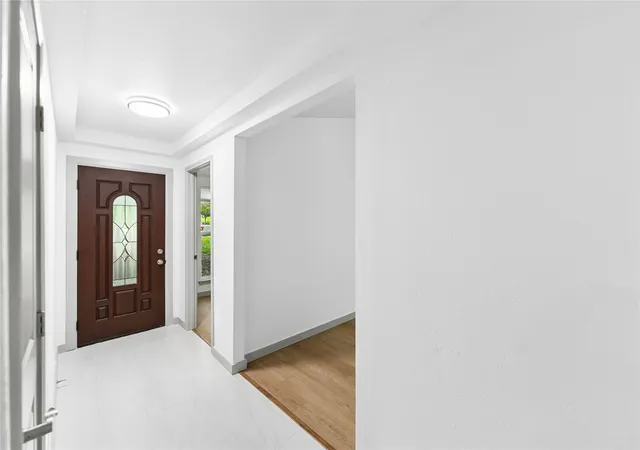 Photo 4 of Single family home for sale at 1018 Randy Rd, Cedar Hill, TX 75104 | MLS# 21376041 | Listing updated on 2026-09-10