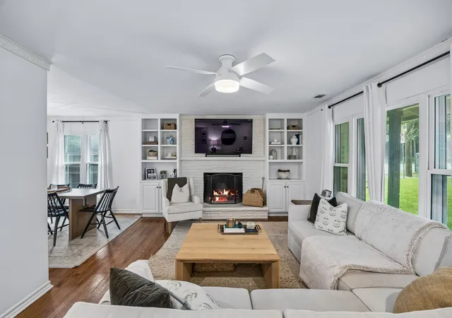 Photo 2 of Single family home for sale at 6402 Vanderbilt Ave, Dallas, TX 75214 | MLS# 21377806 | Listing updated on 2026-09-14
