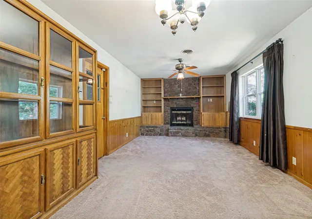 Photo 3 of Single family home for sale at 608 Woodcrest Dr, Hurst, TX 76053 | MLS# 21375251 | Listing updated on 2026-09-10