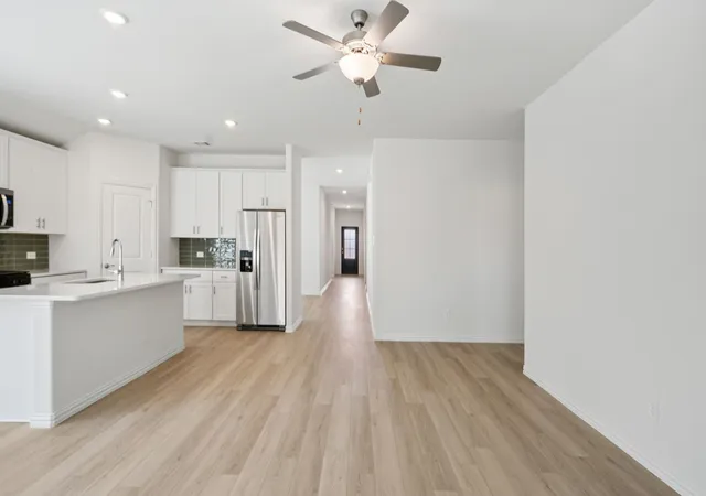 Photo 3 of Single family home for sale at 2103 Cottongrass Dr, Sherman, TX 75092 | MLS# 21381495 | Listing updated on 2026-09-10