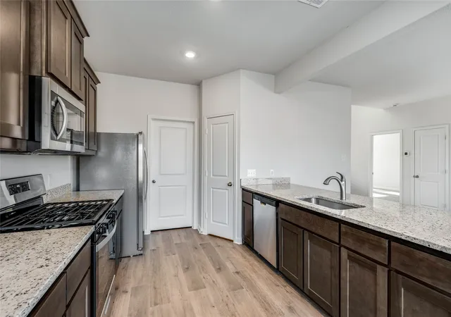 Photo 2 of Single family home for sale at 11156 Santana Dr, Fort Worth, TX 76108 | MLS# 21382122 | Listing updated on 2026-09-10
