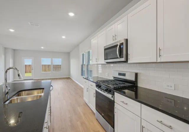 Photo 4 of Single family home for sale at 2104 Longchamp Ln, Seagoville, TX 75159 | MLS# 21381496 | Listing updated on 2026-09-10