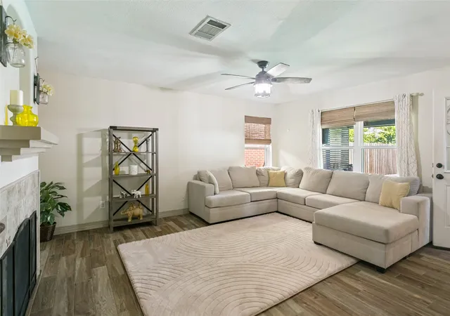Photo 2 of Single family home for sale at 2213 Bresee Dr, Carrollton, TX 75010 | MLS# 21378623 | Listing updated on 2026-09-12